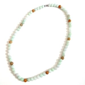 Jade stone beaded necklace/choker
